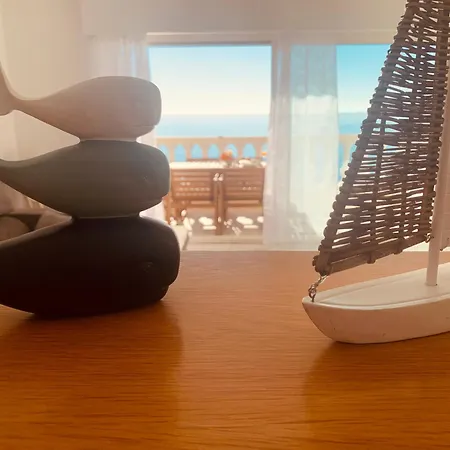 Dolce A La Francaise Apartment Menton