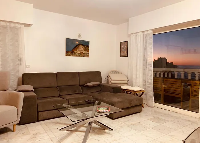 Dolce A La Francaise Menton